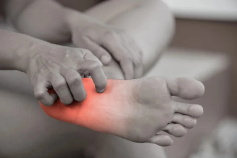 Beyond Medication: Non-Invasive Relief for Neuropathy Pain